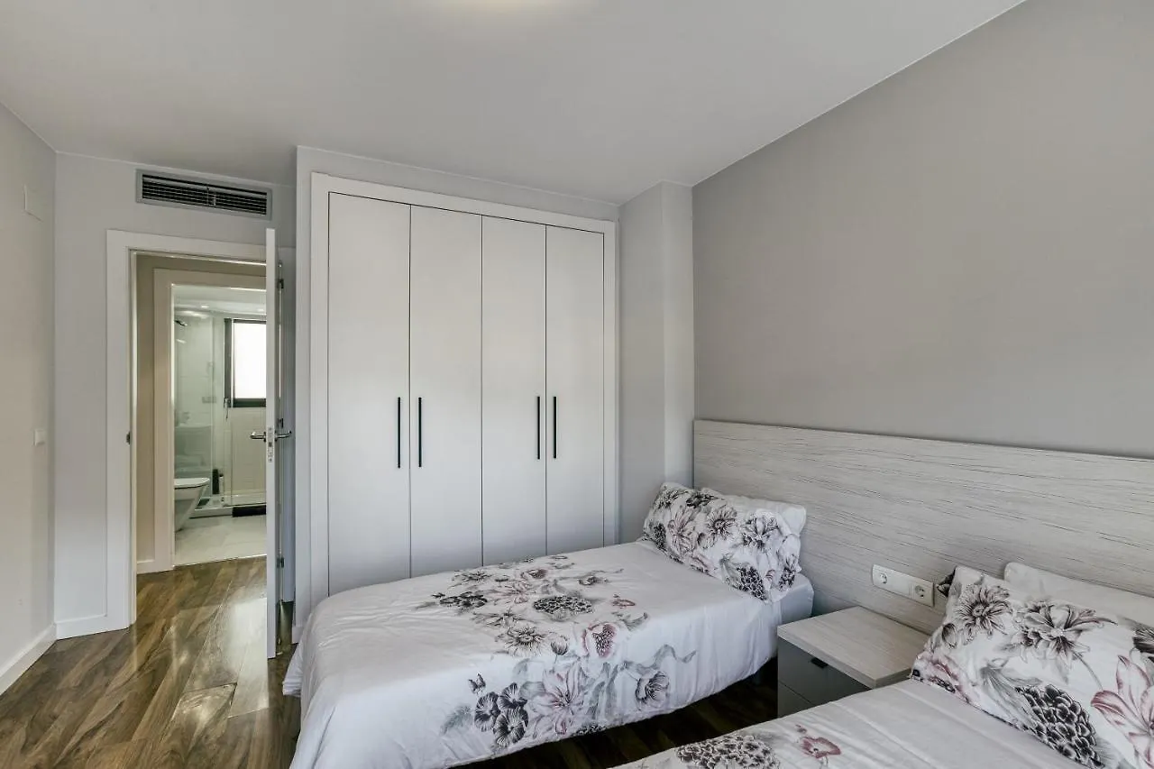Duplex Dali Apartment Figueres  0*, Figueres (Girona) Spain